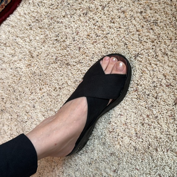 Bzees Desire light weight slide on wedges - Picture 11 of 14